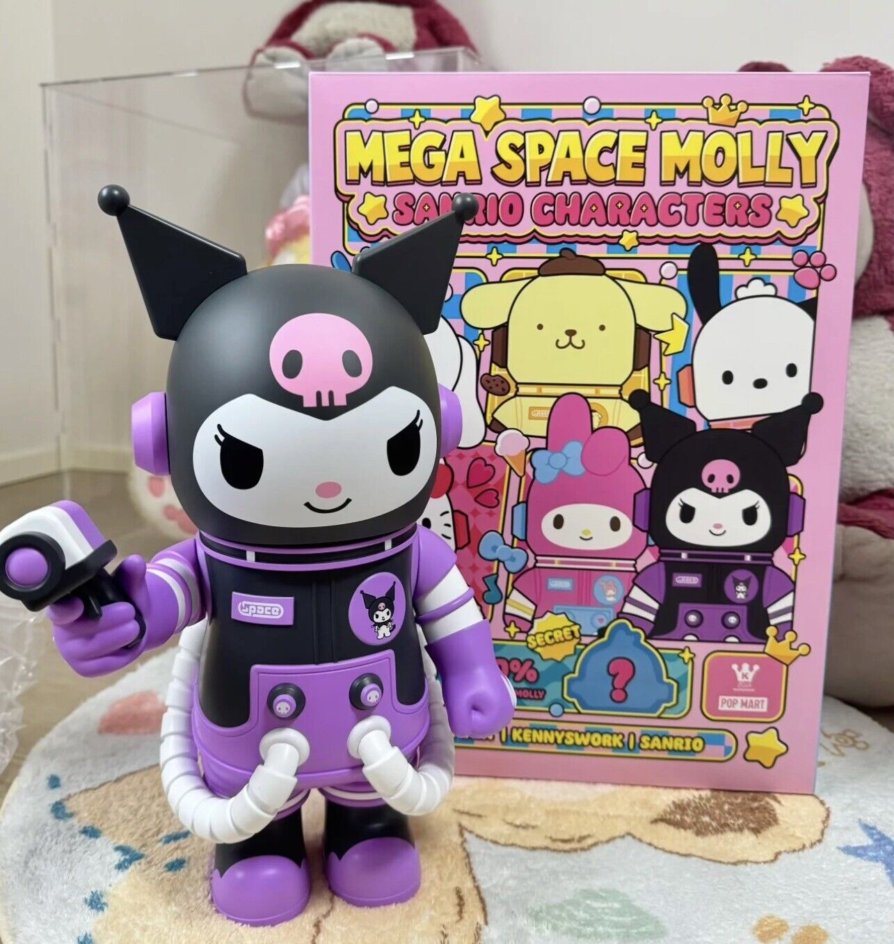 POPMART MEGA SPACE MOLLY 400% Sanrio Family Series Blind Box  Random