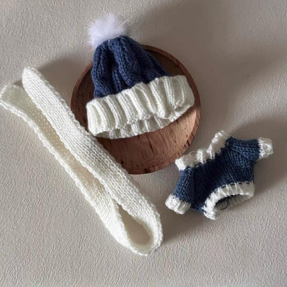 Handmade Cozy Winter Labubu Clothes – Knitted Beanie, Scarf & Sweater Set for 17cm Dolls, 4 Unique Winter Themes, Perfect Christmas Gift