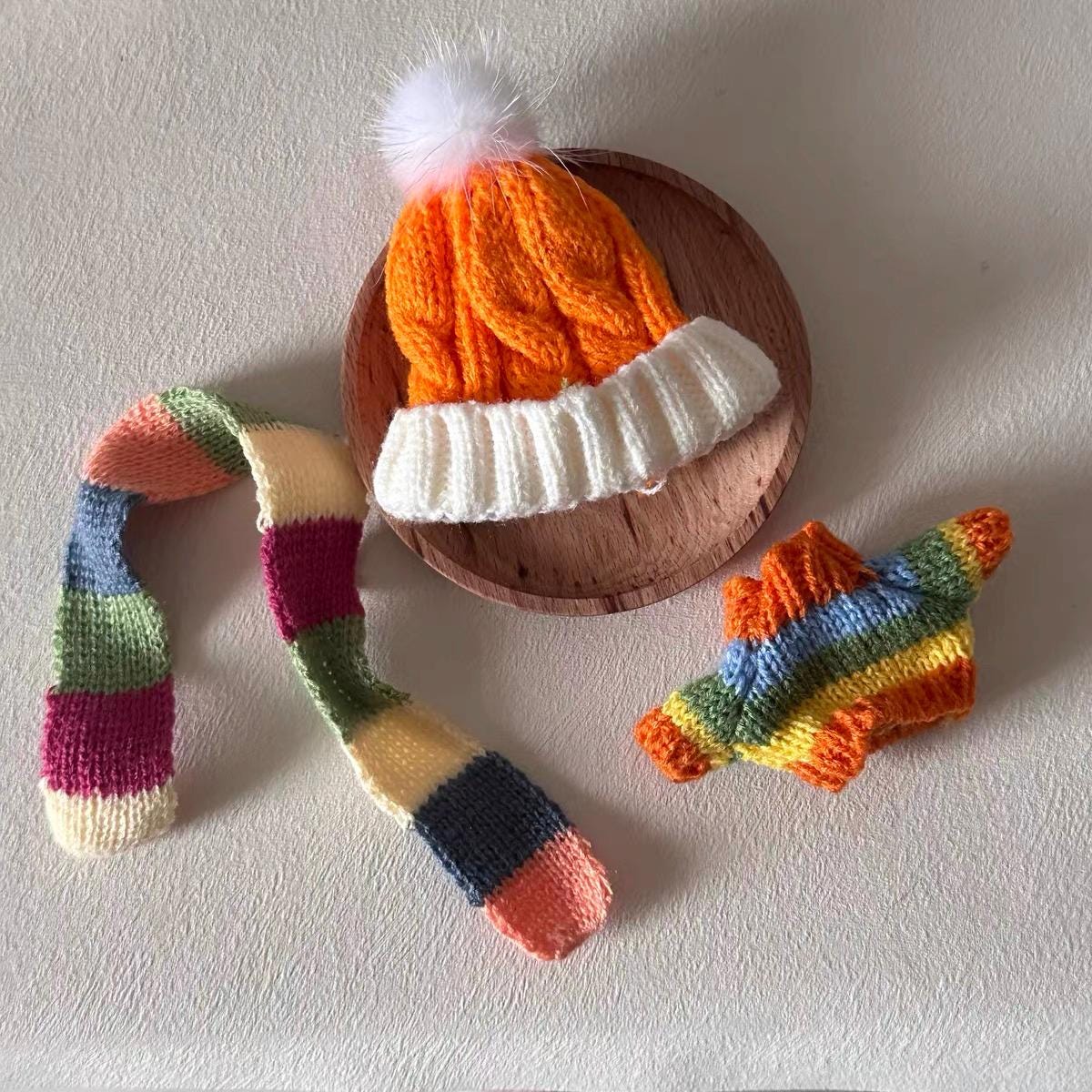 Handmade Cozy Winter Labubu Clothes – Knitted Beanie, Scarf & Sweater Set for 17cm Dolls, 4 Unique Winter Themes, Perfect Christmas Gift